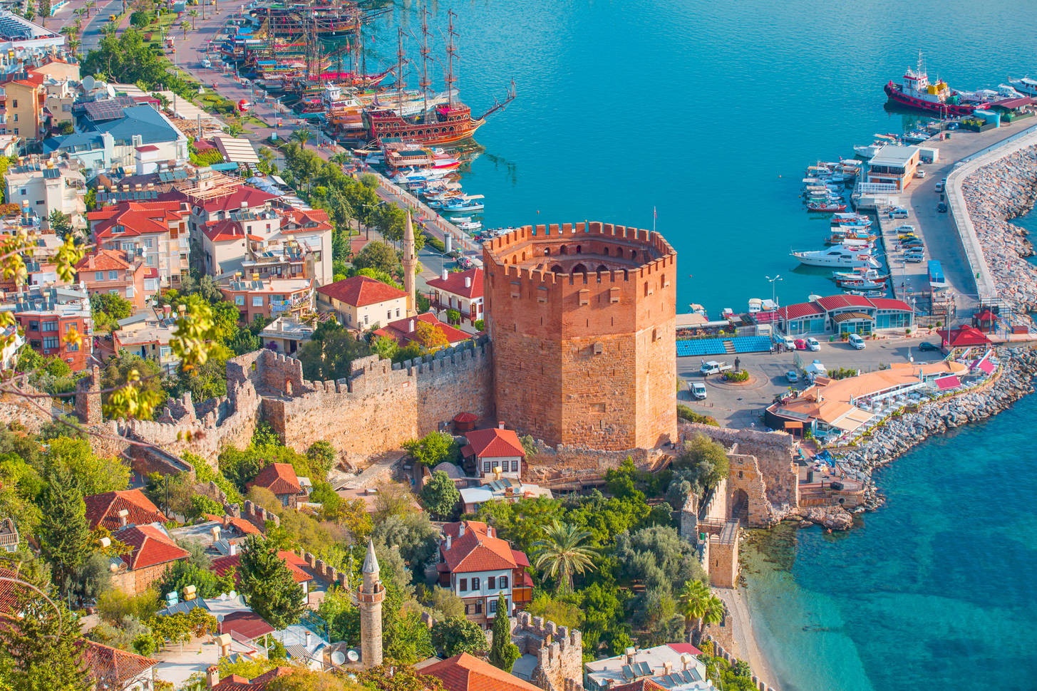 Alanya is the most popular region of Antalya in te